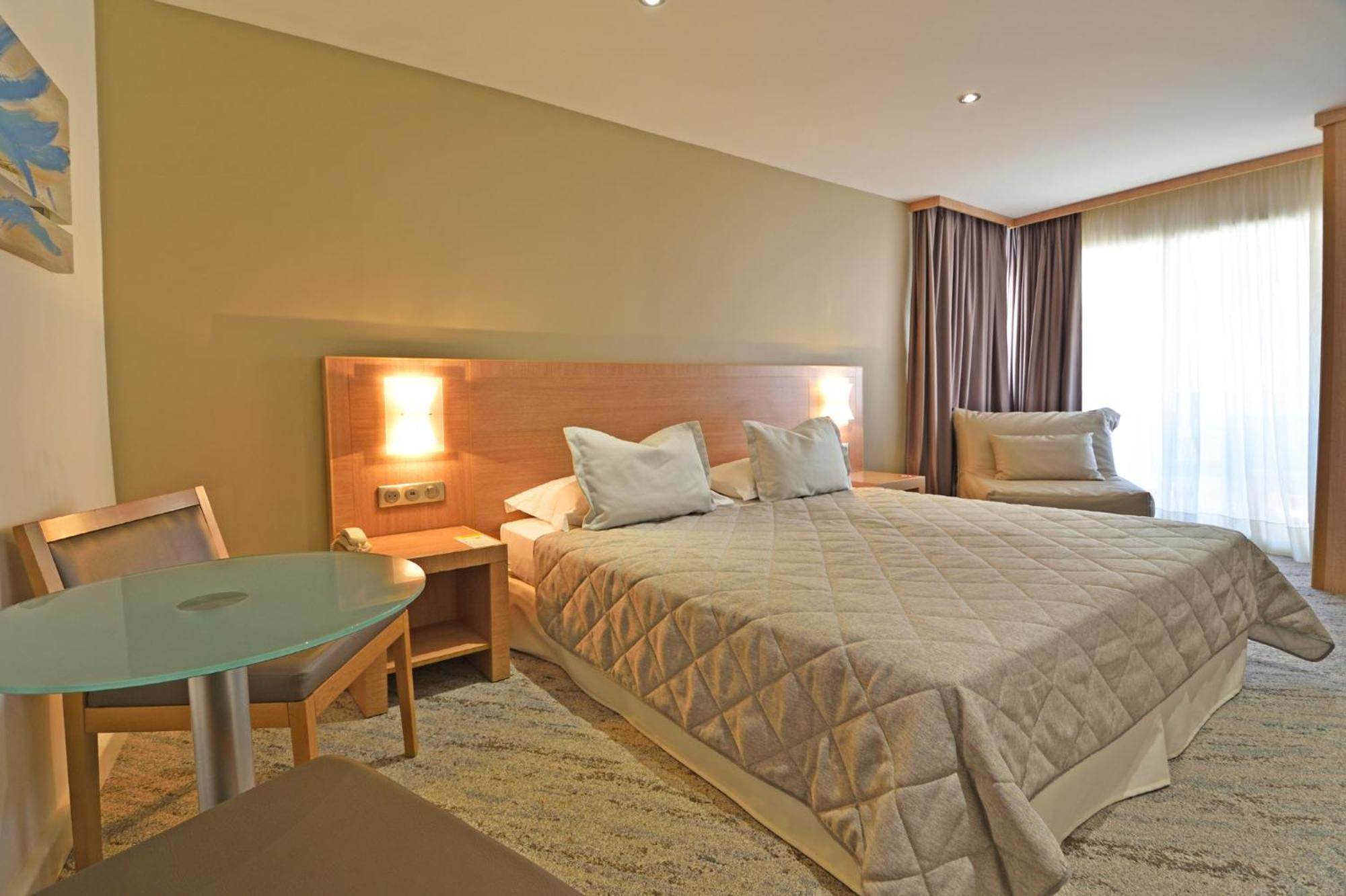 Hotel Le Rocher Calvi  Kültér fotó