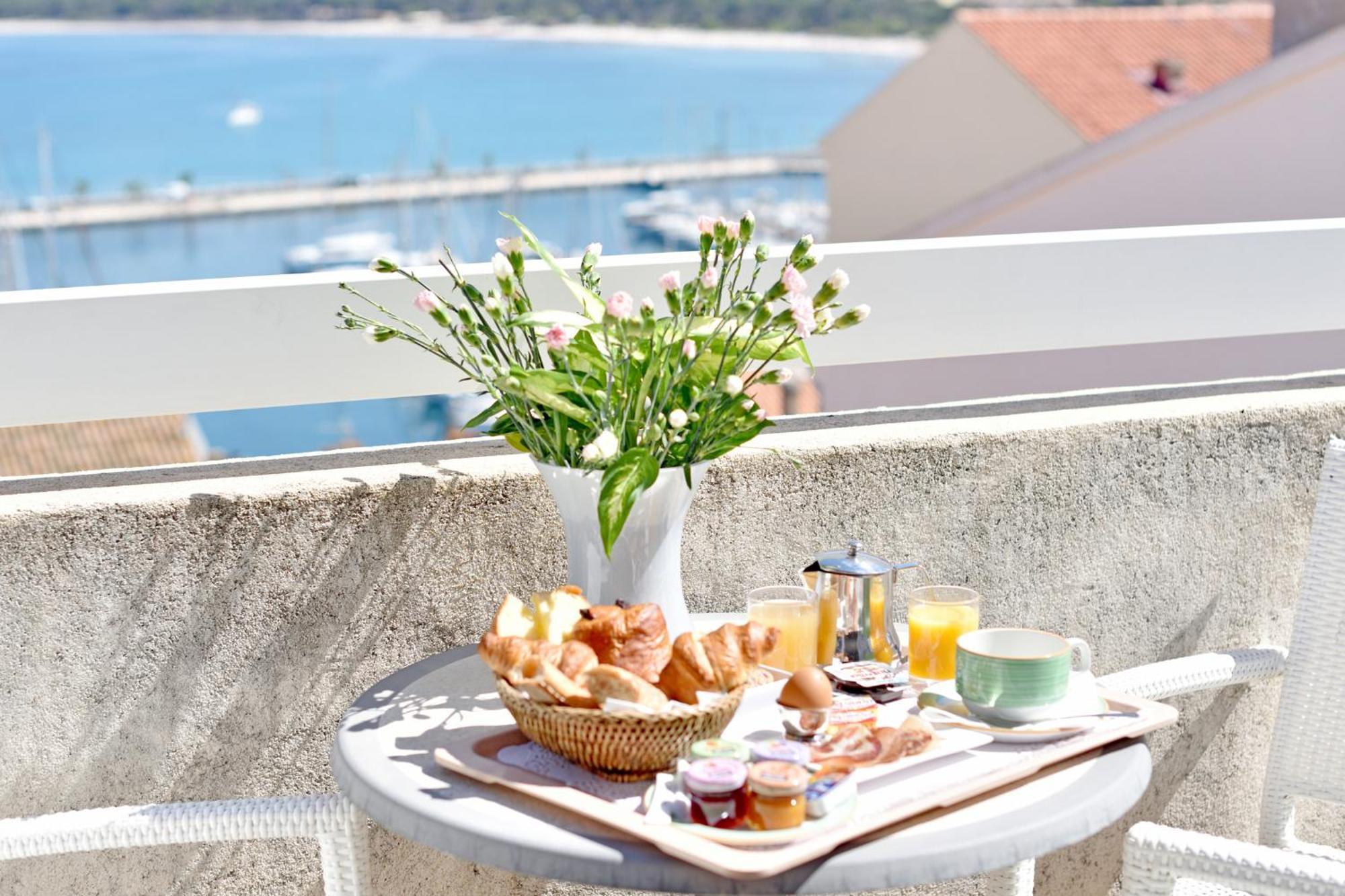 Hotel Le Rocher Calvi  Kültér fotó